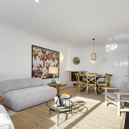 Apartment Whome Surfer's Paradise Retreat: Digital Nomads & Remote Workers