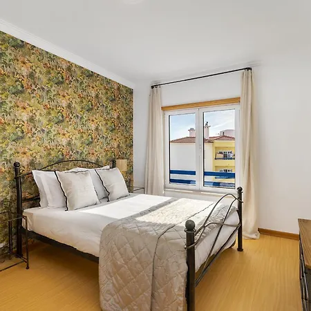 Whome Surfer's Paradise Retreat: Digital Nomads & Remote Workers Apartment Ericeira