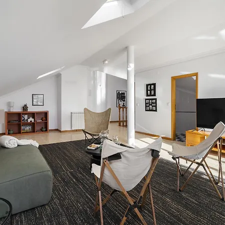 Whome Surfer's Paradise Retreat: Digital Nomads & Remote Workers Ericeira